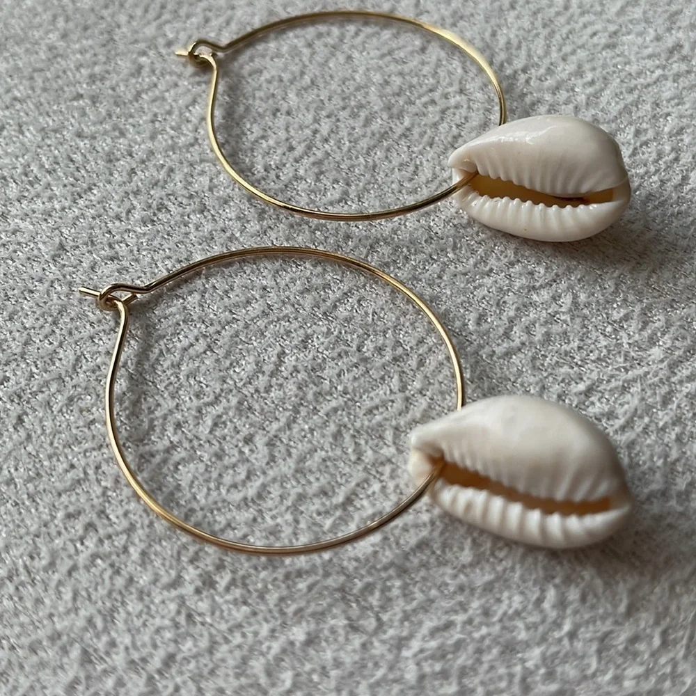 Hoop + sea shell earrings